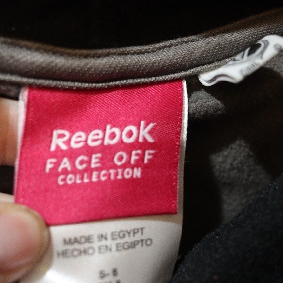 Reebok Chicago Blackhawks Youth Small Pullover Hoodie Face Off Collection - Picture 12 of 14